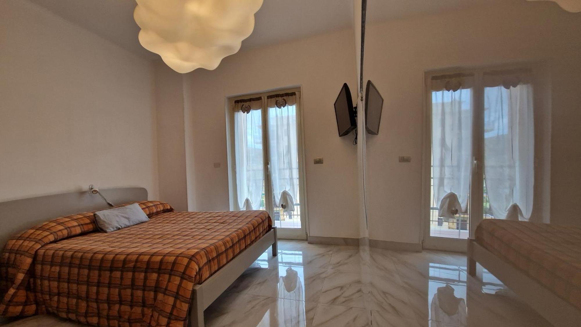 Appartement Olimpia à Arma di Taggia Extérieur photo