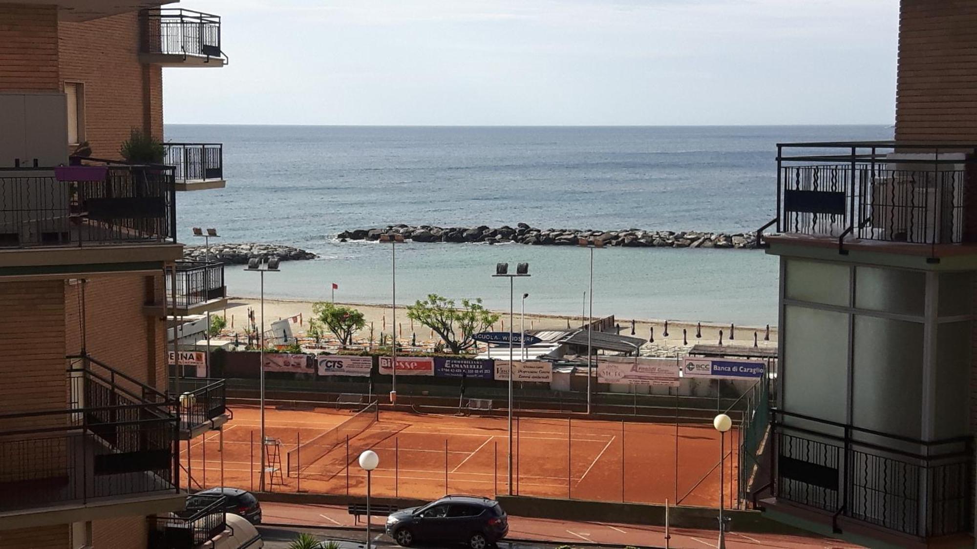 Appartement Olimpia à Arma di Taggia Extérieur photo